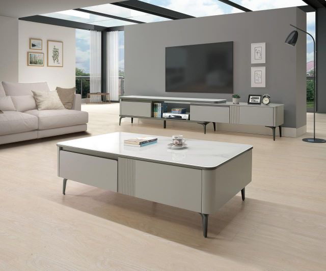 卡洛夫玻璃大茶几