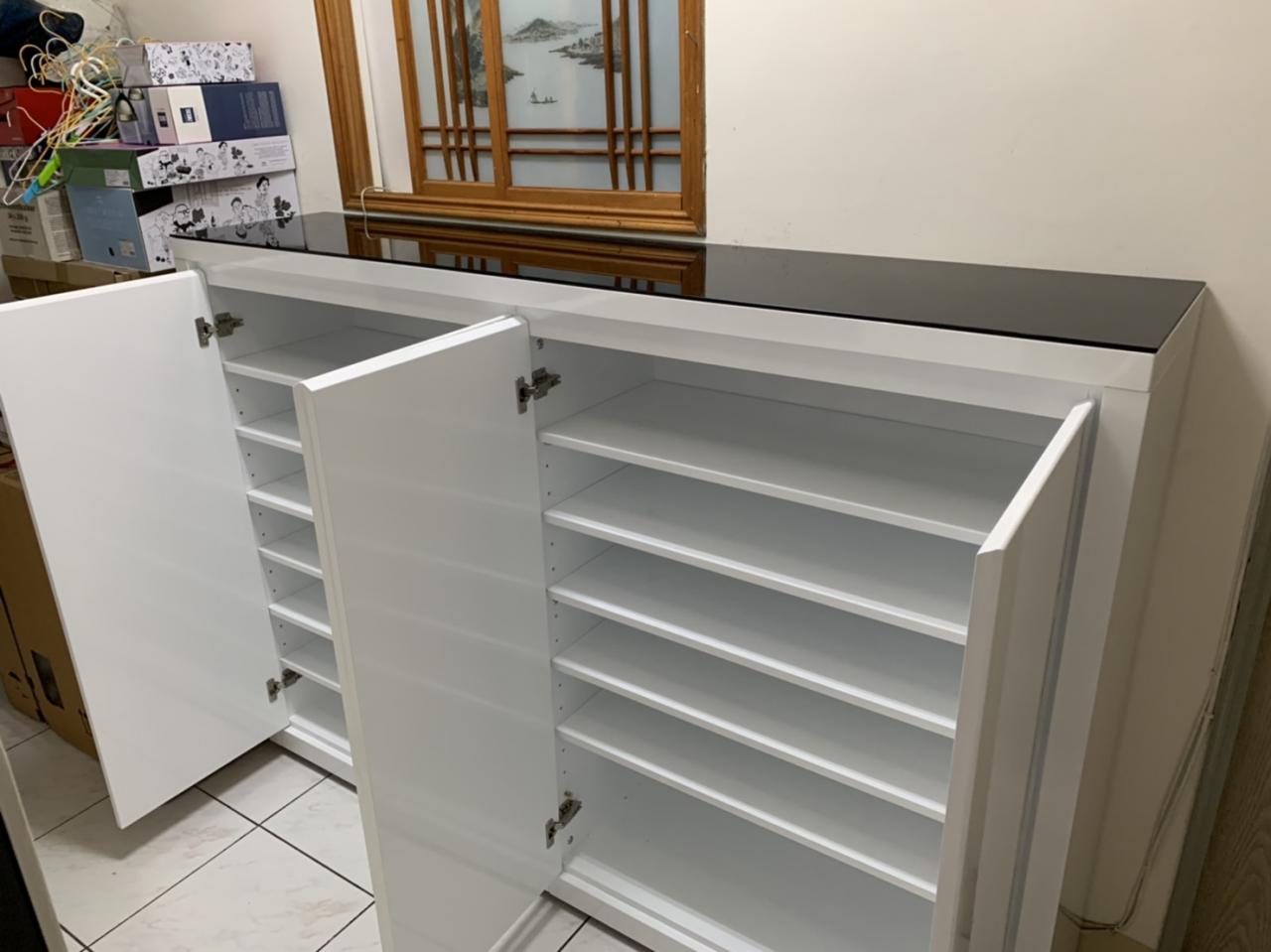 訂製亮烤白鞋櫃